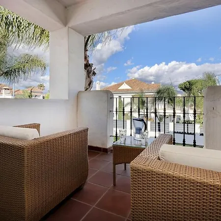 Apartament Modern 2-bedroom Flat Next To The Sea *
